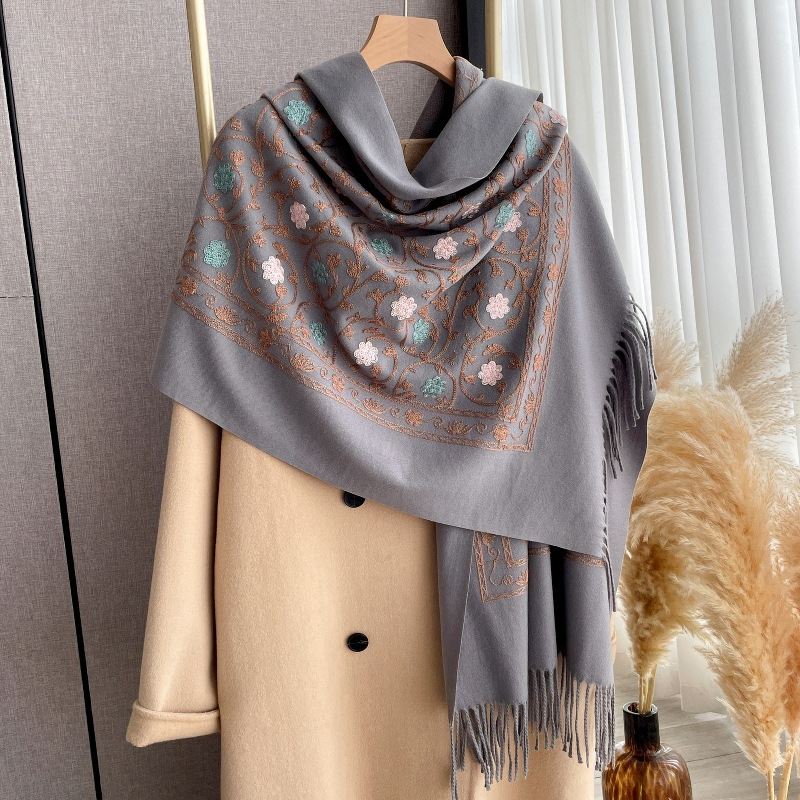 2025 New Embroidery Cashmere S - Woven Scarf Blanket ulasan dan harga